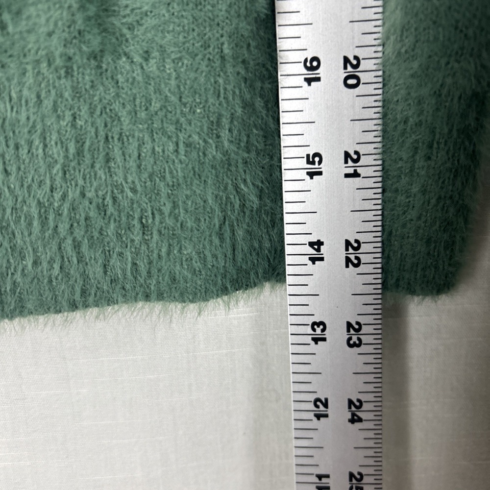Abercrombie Kids Furry Soft Long Sleeve Green Sweater Girls 13/14 - Picture 4 of 8